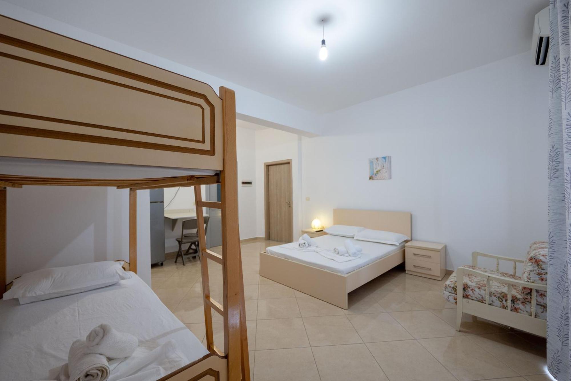 Vila Flamuri Sarandë Exterior foto
